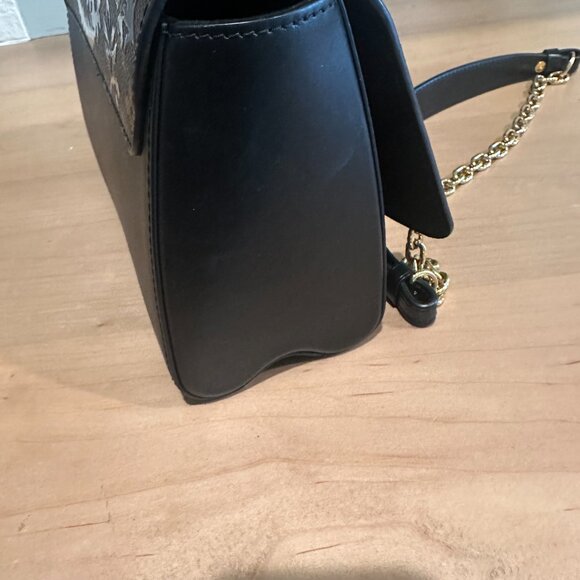 Louis Vuitton Twist MM Shoulder Bag Leather Monogram Blossom - Picture 10 of 13